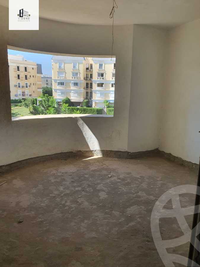 https://aqarmap.com.eg/ar/listing/6555957-for-sale-cairo-new-cairo-compounds-mountain-view-hyde-park