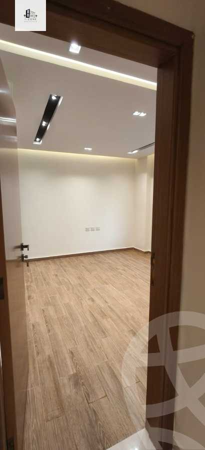 https://aqarmap.com.eg/en/listing/6573707-for-rent-cairo-new-cairo-compounds-lakeview-residence