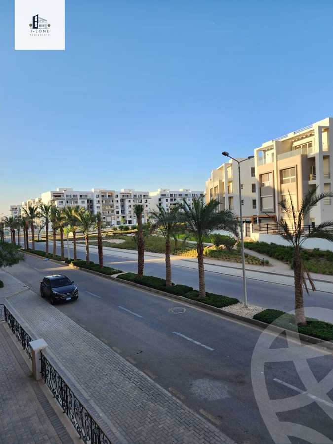 https://aqarmap.com.eg/en/listing/6576391-for-sale-cairo-new-cairo-compounds-hyde-park-cluster-3-hyde-park