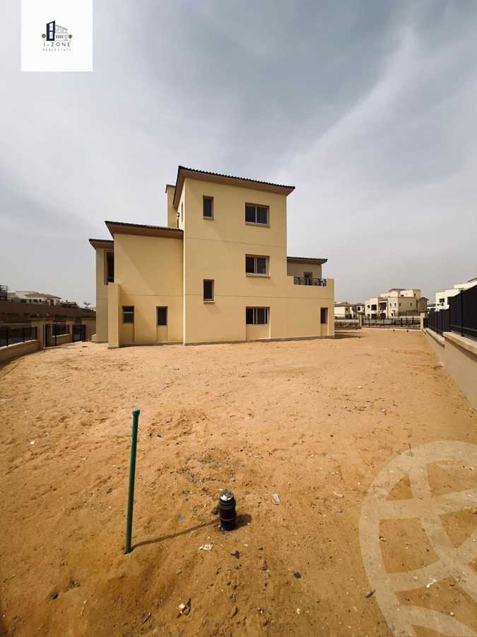 https://aqarmap.com.eg/ar/listing/6583672-for-sale-cairo-mokattam-compounds-uptown-cairo-celesta-hills-uptown-cairo