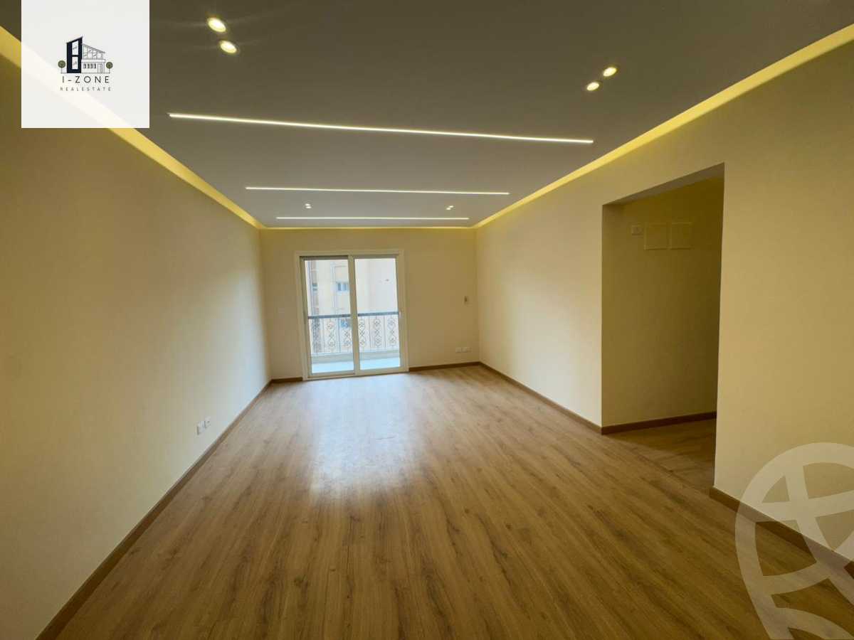 https://aqarmap.com.eg/ar/listing/6590419-for-sale-cairo-new-cairo-lrhb-city-mtdd-lrhb-phase-7