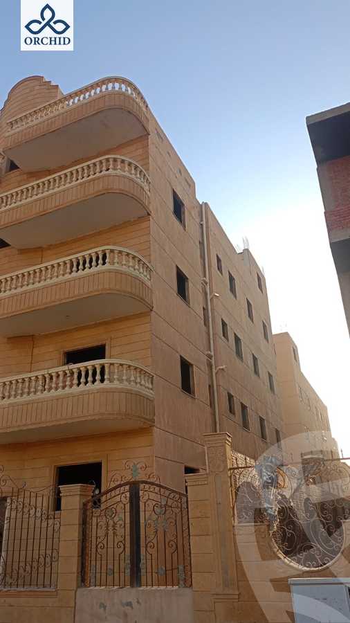 https://aqarmap.com.eg/ar/listing/6479678-for-sale-cairo-badr-city-hai-el-ashgar-featured-neighborhood-bait-el-watan
