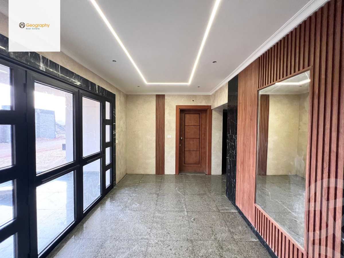 https://aqarmap.com.eg/en/listing/6566903-for-sale-cairo-new-administrative-capital-r8-rmtn